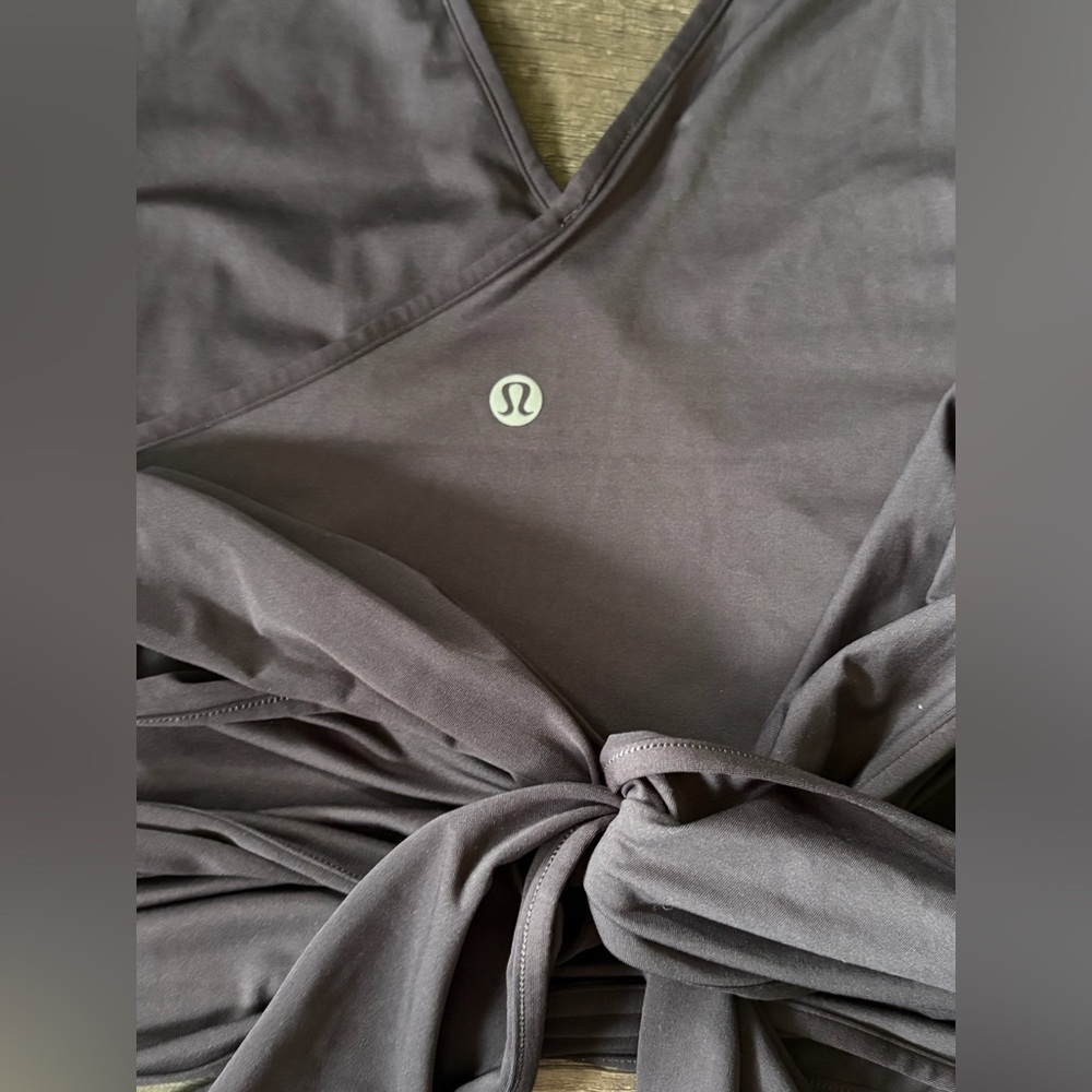Lululemon Twist Me Up Tank Women’s Grey/plum colour - Picture 5 of 7